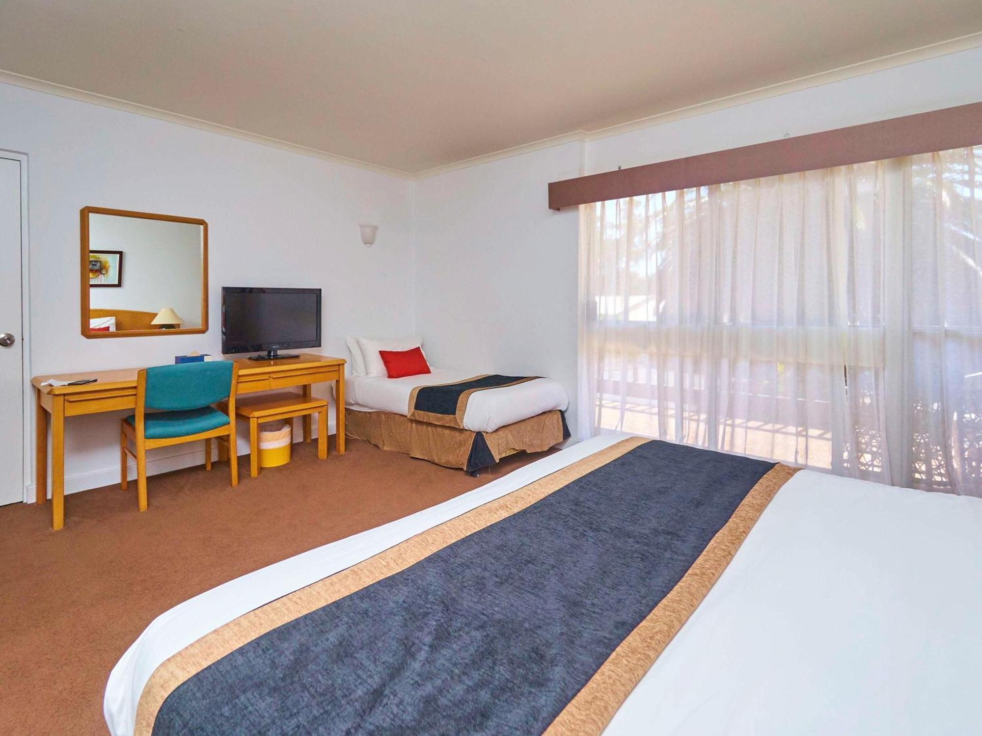 Hotel Breakfree Wirrina Cove Exterior foto