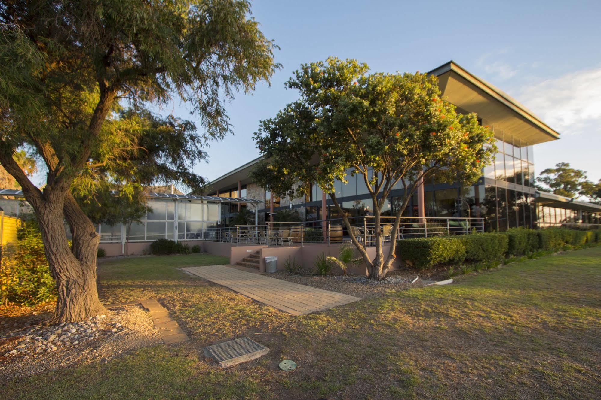 Hotel Breakfree Wirrina Cove Exterior foto
